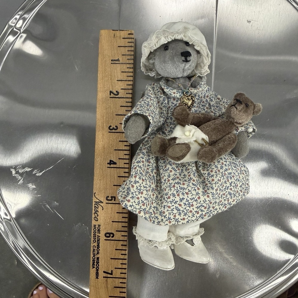Vintage Momma Teddy Bear Holding Baby Bear Movable